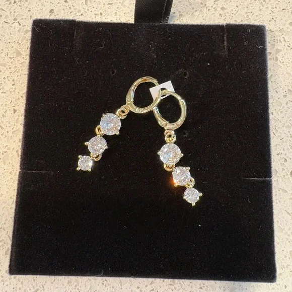 💎 Yellow gold tone earrings - Picture 2 of 2